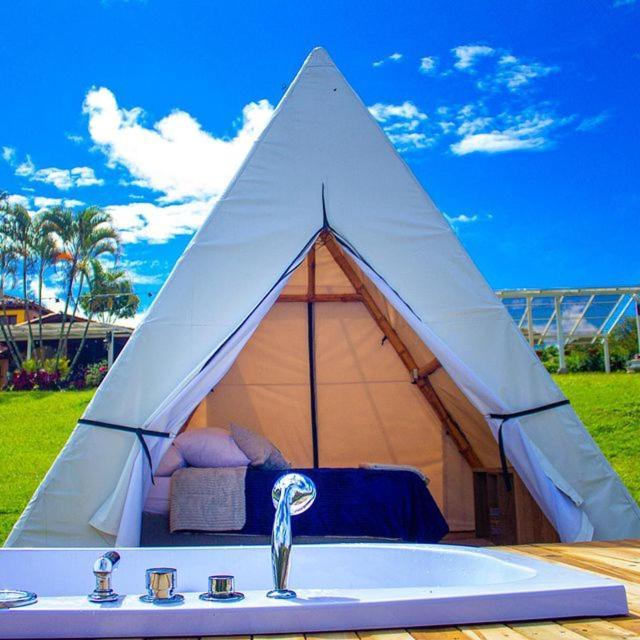 Aw Guatape Glamping Resort ภายนอก รูปภาพ