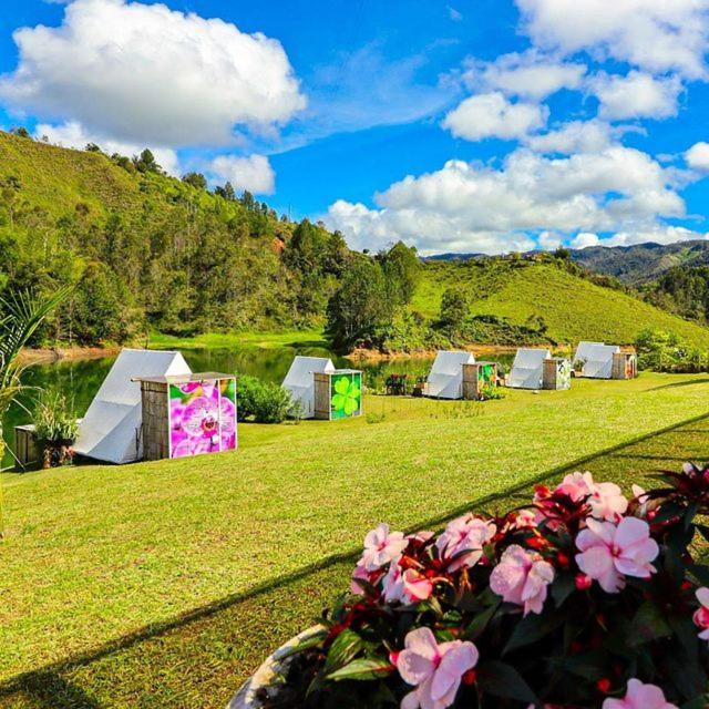 Aw Guatape Glamping Resort ภายนอก รูปภาพ