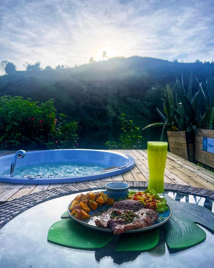 Aw Guatape Glamping Resort ภายนอก รูปภาพ