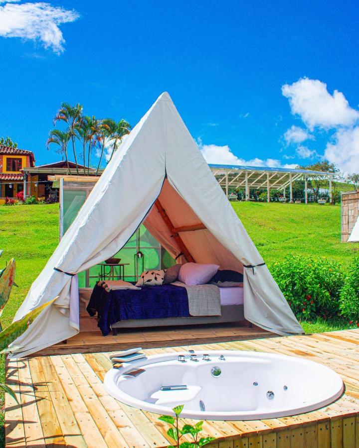 Aw Guatape Glamping Resort ภายนอก รูปภาพ